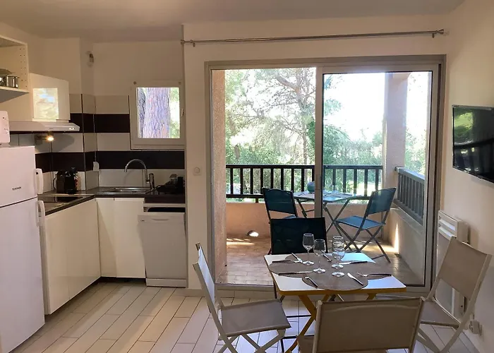 Domaine De Valescure Apartment Saint-Raphaël